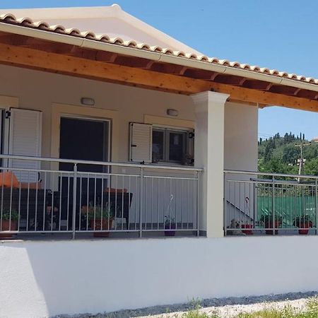 Casa Loukia Apartment Gastouri  Екстериор снимка